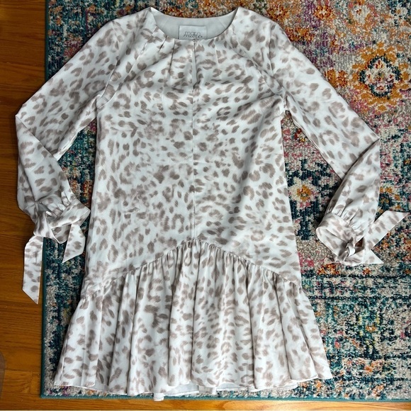 MARE MARE ANTHRO Felix White Leopard‎ Tunic Dress - Picture 14 of 14